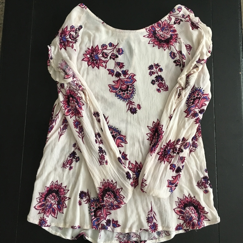 Old Navy Long Sleeve Floral Blouse